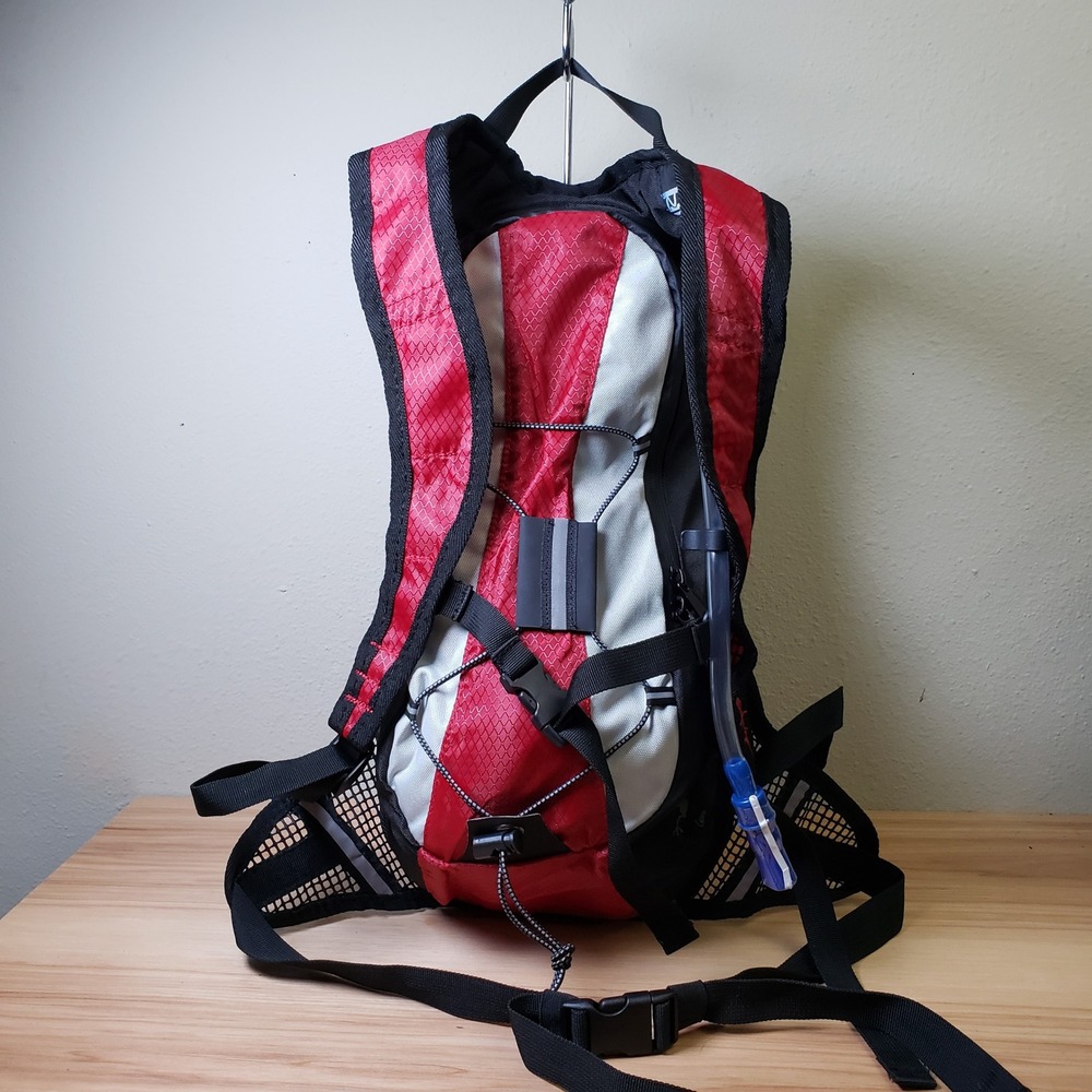 Westfield Hydration Hiking Backpack Red Gray H20 Packโ Camping Outdoors NWT